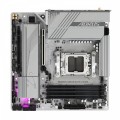 Gigabyte Płyta główna B650M A ELITE AX ICE HDMI/DP M2 m.ATX