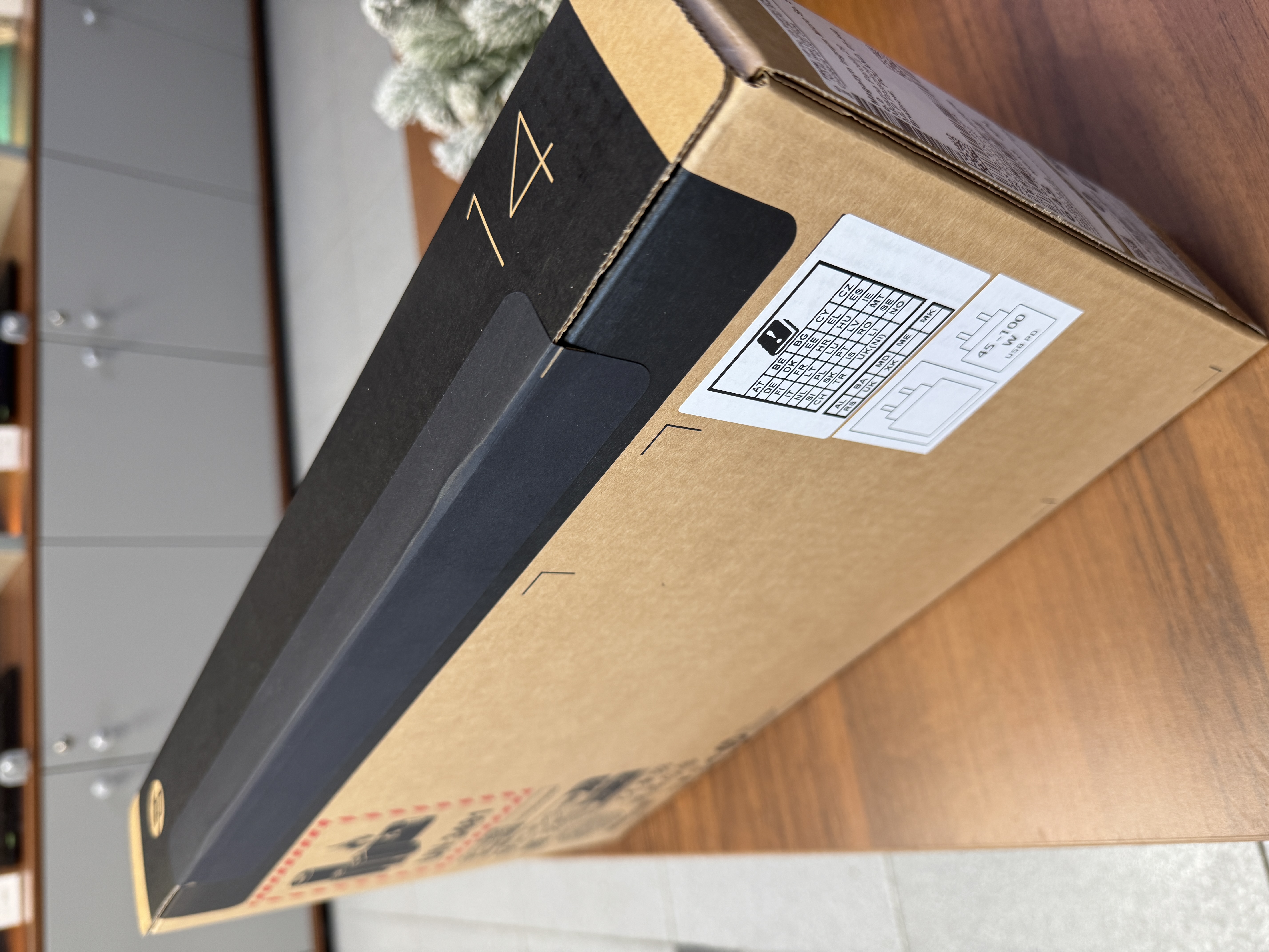 Notebook HP EliteBook X G1i 14'' Intel® Core™ Ultra 7 258V 32GB 1TB 11Pro 3Y B9ZY1ET